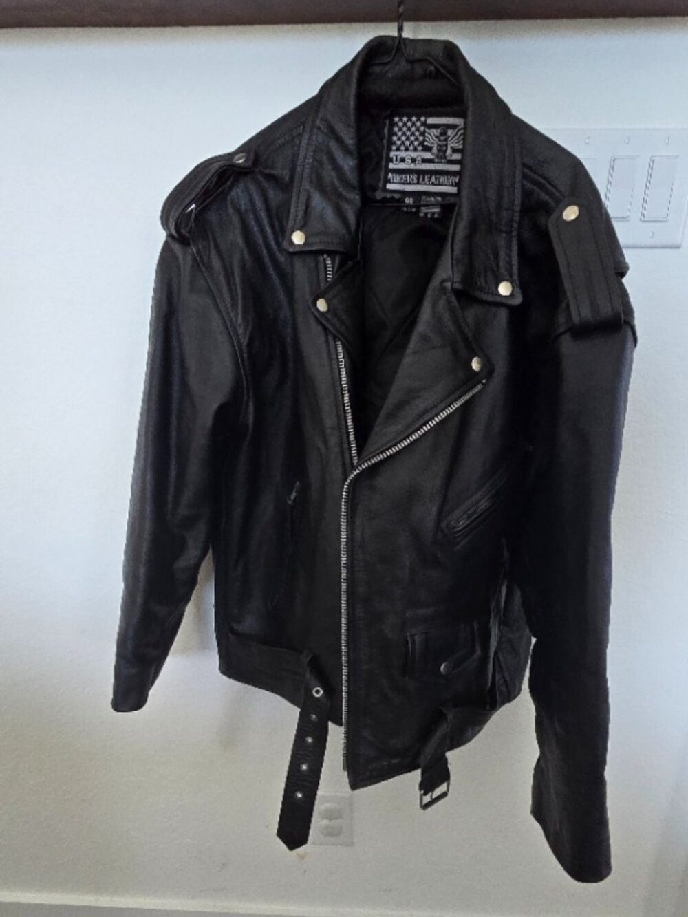 USA Biker's Leather Motorcycle Jacket Size 60